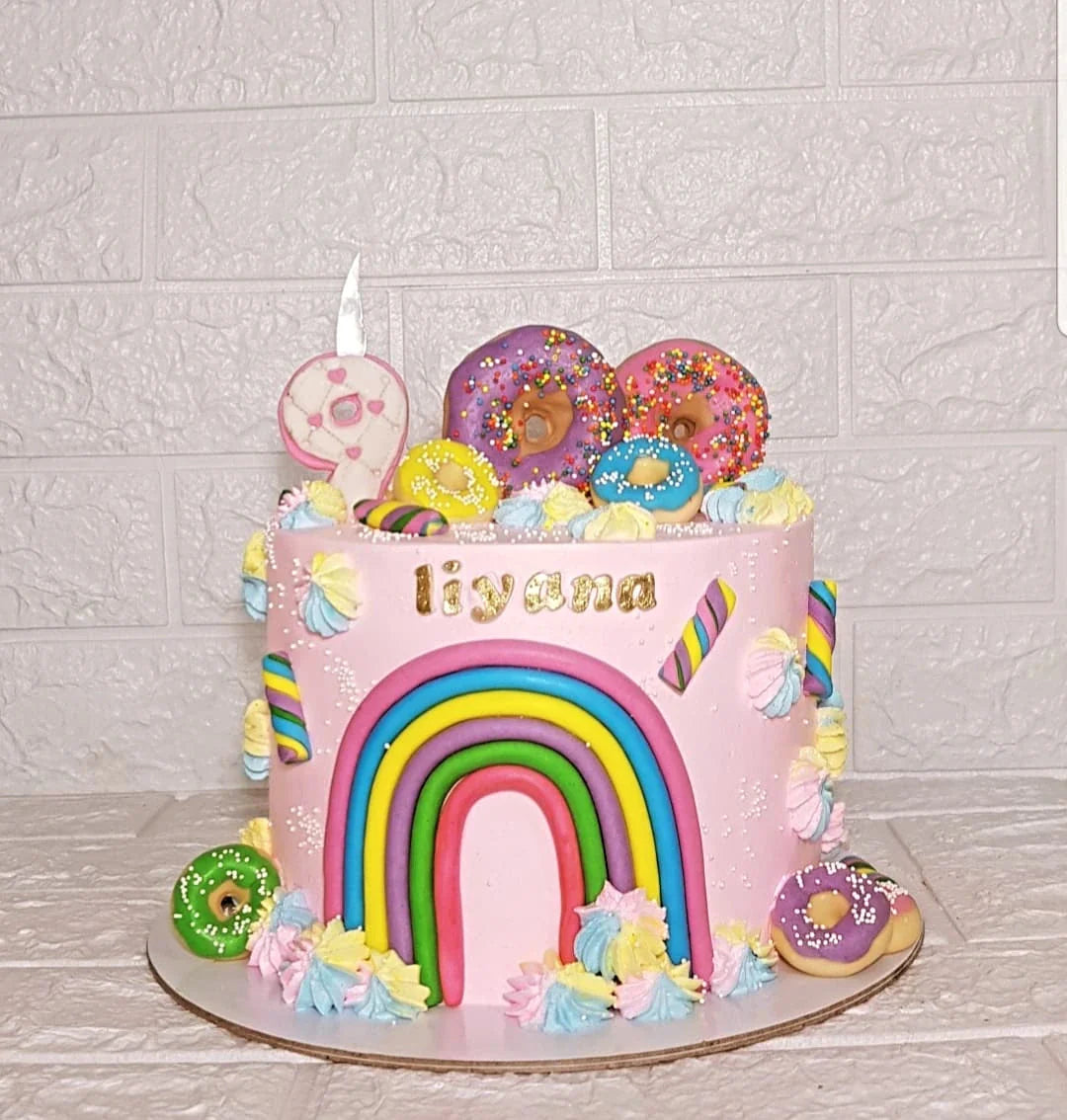 دخترونه صورتی