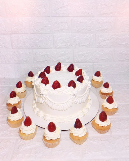 خامه ای توت فرنگی