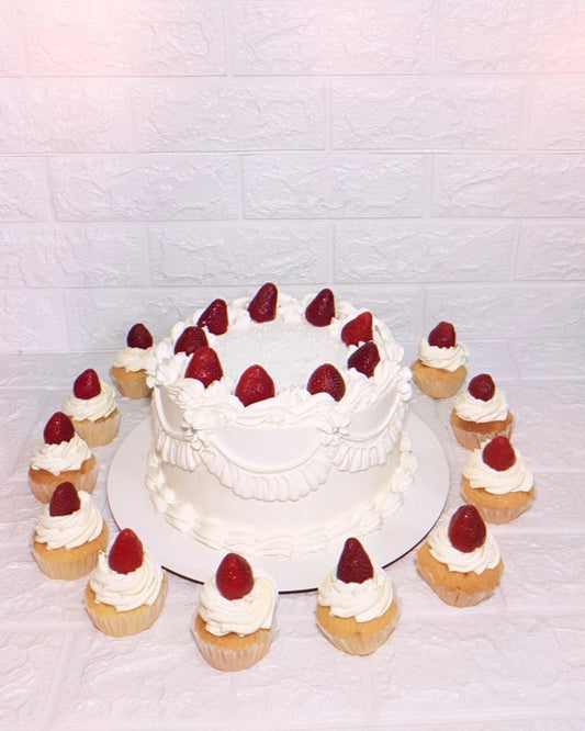 خامه ای توت فرنگی