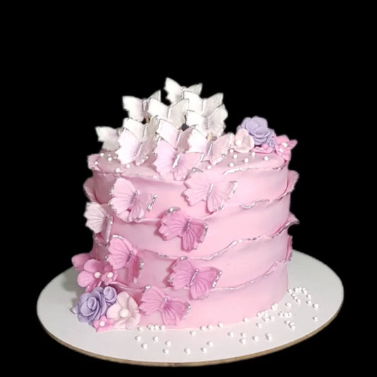 پروانه ای دخترانه