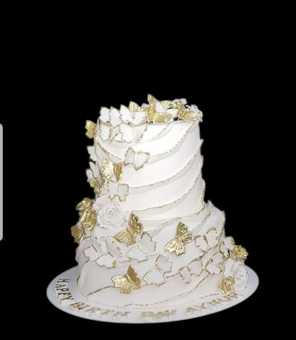 پروانه ای سفید طلایی